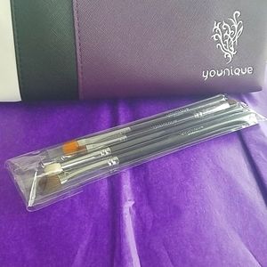 Younique 4pc Eye Brush Set